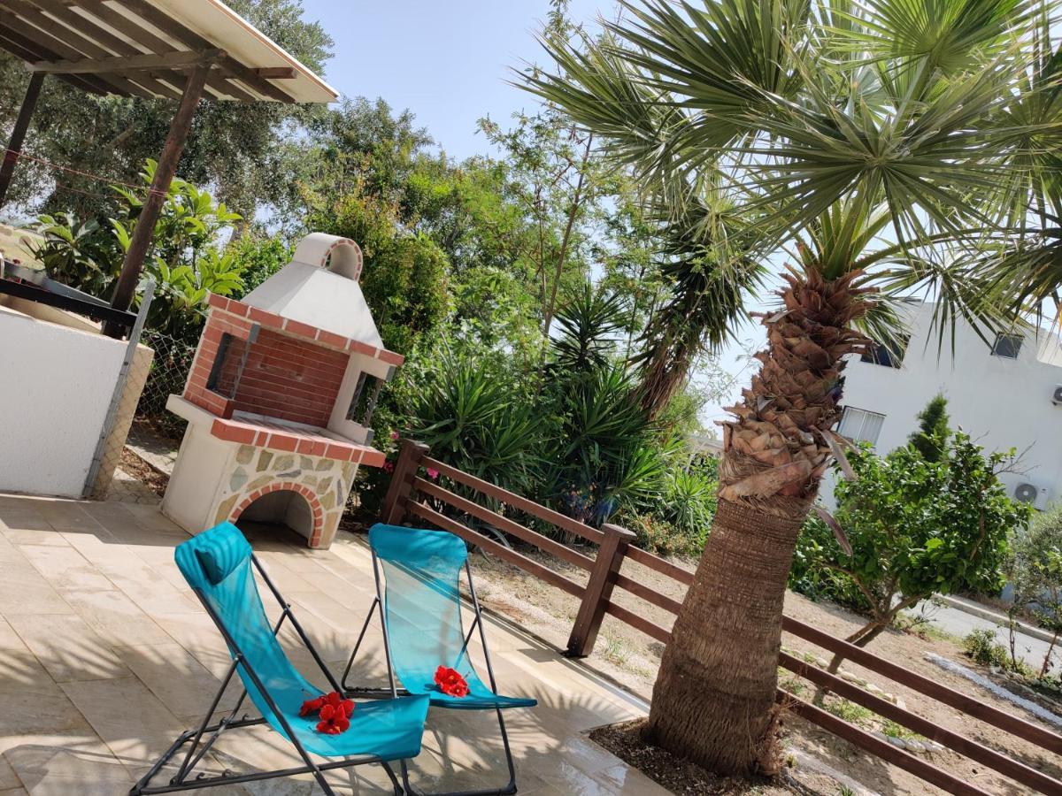 Palm Garden Paradise Perivolia Exterior photo